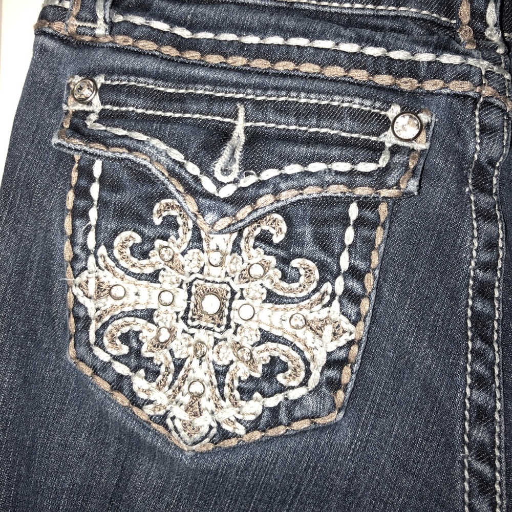 ❤️EXTINCT L.A. IDOL JEANS FOR GIRLS NEVER WORN❤️